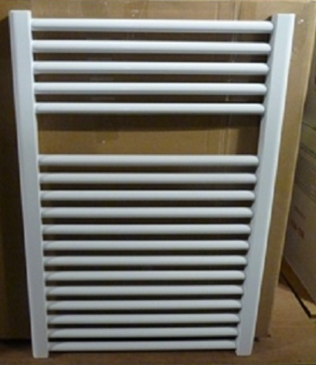 Badkamerradiator Recht h=1312mm b=600mm RAL9016 696Watt